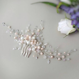 Wedding hair comb rose gold. Pearl bridal hair comb. Blush wedding hair piece.