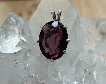 Large oval Faseted Amethyst and Sterling Silver oval basket pendant