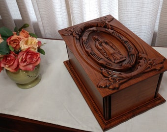 Aesthetic Urns Handmade Rose Cremation Urn for Ashes Funeral Casket Adults Large Memorial Rose on a Wooden Casket