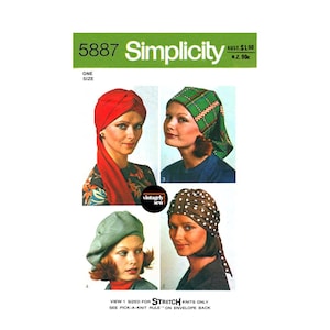以下が含まれることがあります： 4種類のヘッドウェアのスタイルのためのSimplicityの裁縫パターン。このパターンはストレッチニット専用です。パターンの番号は5887です。パターンは、赤いターバン、緑と白の格子縞のスカーフ、茶色の水玉模様のスカーフ、灰色のベレー帽の4種類のヘッドウェアのスタイルを示しています。