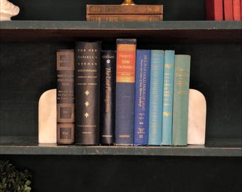 Libros por color / Decoración de diseño, Novelas de tapa dura