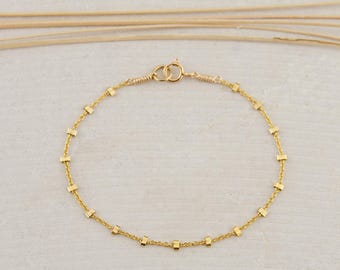 Dainty 14K Gold Filled Chain Bracelet, Minimalist Everyday Jewelry, Thin Beaded Chain Bracelet, Simple Delicate Bracelet