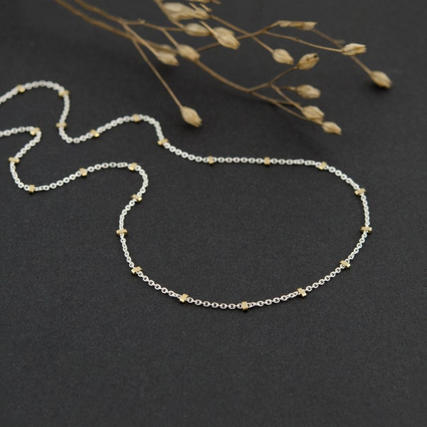 Dainty Mixed Metal Chain Necklace, Minimalist Layered Necklace, Delicate Two Tone Necklace, Everyday Beaded Chain, Silver and Gold Necklace