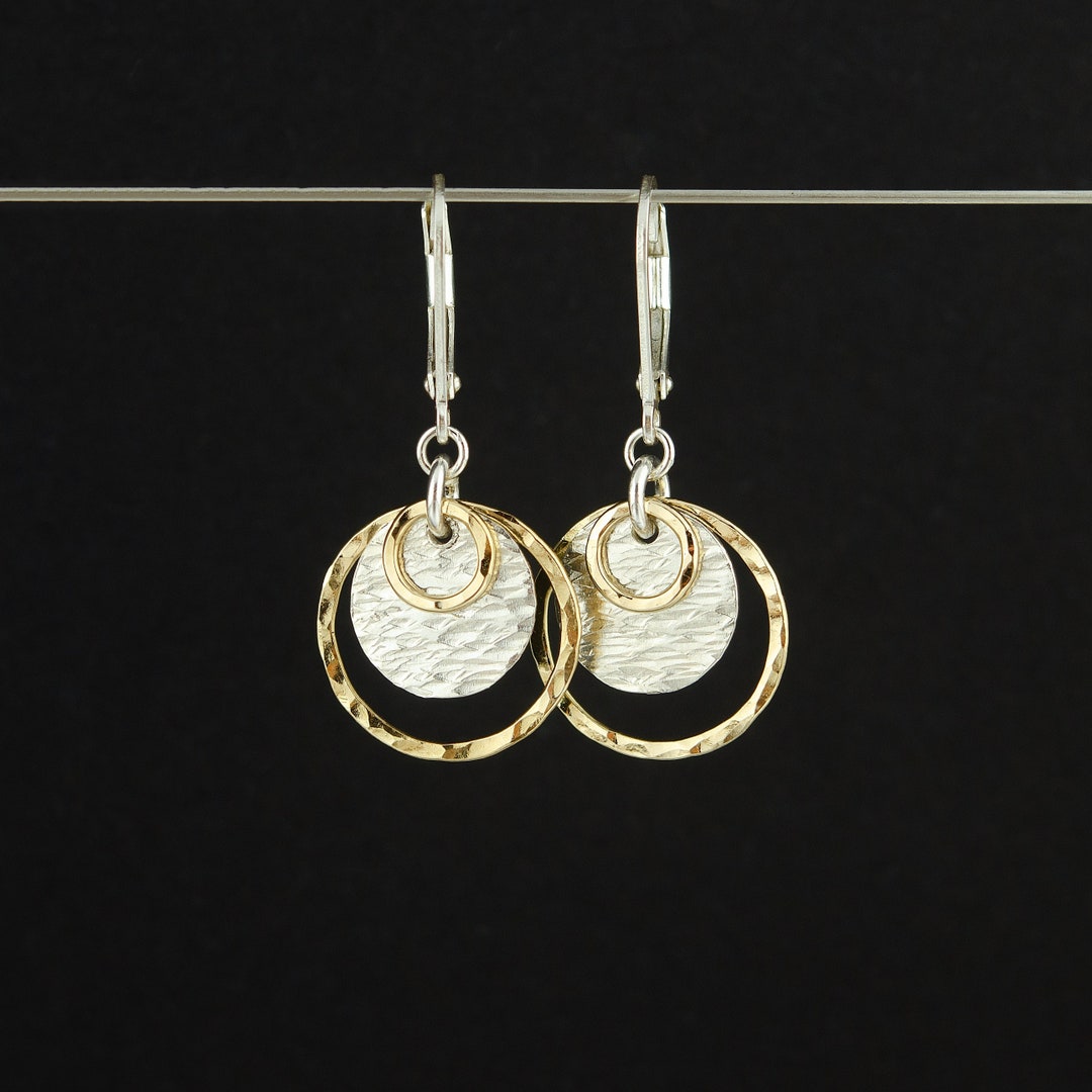 Mixed Metal Circle Earrings main image 0