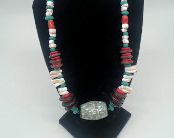 Native Southwest Tribe Style Rare Natural Venus Peach Clam Shell/Coconut Disc/Turquoise Howlite Heishi Chip Beads MOP Inlay Pendant Necklace