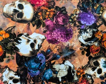 Tela de algodón con estampado floral de calaveras: Robert Kaufman, estampado de Halloween "Dreadful Delights"