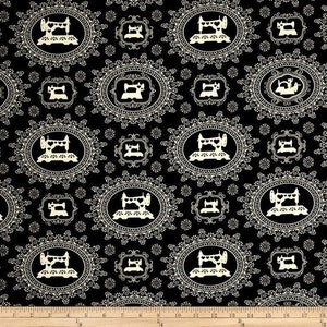 Thimble Pleasures Dan Morris Quilting Treasures, Machines à coudre dans des cadres floraux sur tissu noir par yard