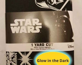 Star Wars Darth Vader Glow In The Dark Stoff, Schiffe heute aus den USA Limitierte Auflage sehr selten, OOP, schwer zu finden, PRE-CUT 1 Yard