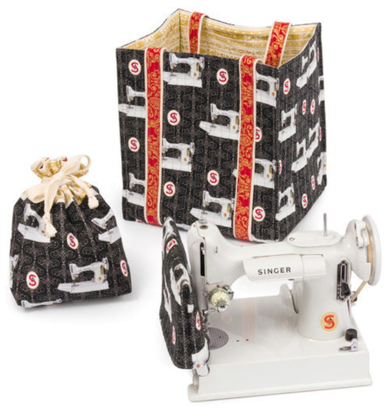fabric by the yard Robert Kaufman Fabrics Sewing With Singer AGZM-17020-2 Black fabric by the metre Metallic