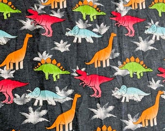 Franela de algodón con diseño de dinosaurios: Dinosaurios multicolor sobre carbón