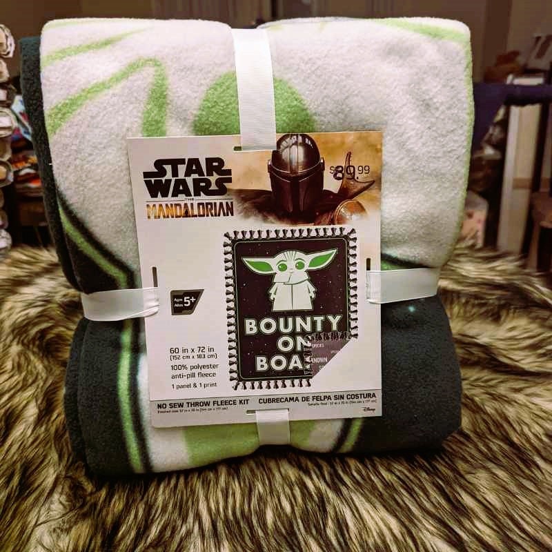 Star Wars Yoda No-Sew Fleece Blanket Kit, 48 x 60 inches 