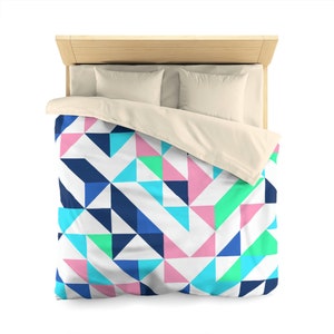 Colorful Geometric Triangle Design - Microfiber Duvet Cover