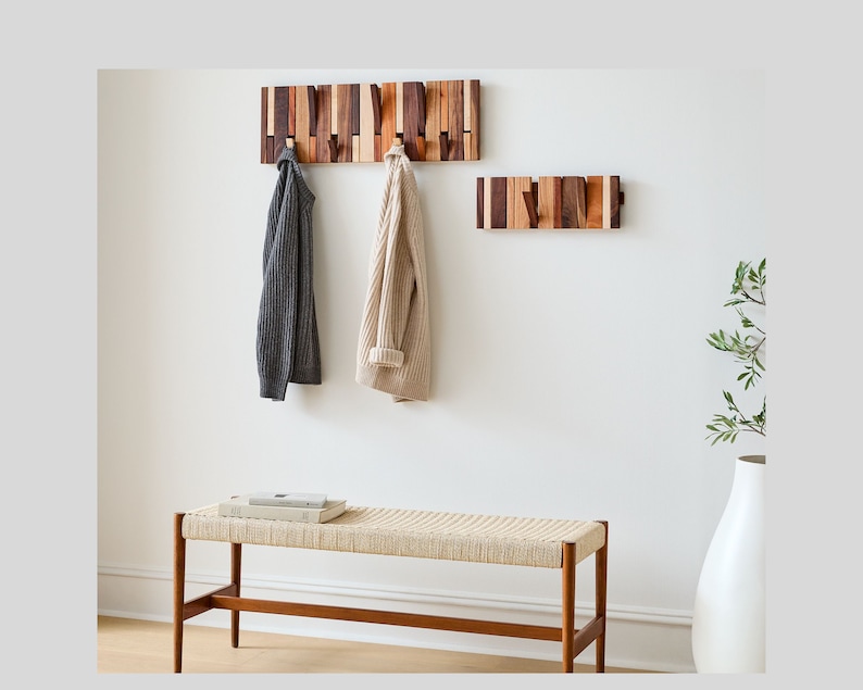 Multi Material Mixed Hardwoods Hook Rack Handmade Flip Down Coat Rack Natural Wood Coat Hanger & Backpack Holder afbeelding 1