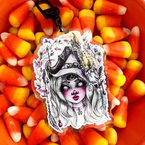 Llavero de bruja, encanto de Halloween, llavero espeluznante de bruja, encanto Kawaii, llaveros acrílicos de 3 pulgadas, llavero de Halloween