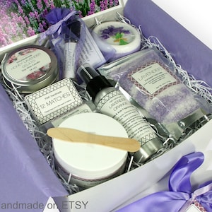 Lavender Spa Gift Set for Women, Birthday Present, Anniversary Gift, Spa Box, Mindfulness, Her, Mom, Sister, Girlfriend, Mother's Day, Bath