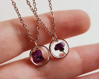 February pressed flower birthday necklace, Violet necklace, 10mm Dainty birth flower necklace, Gold or silver