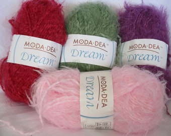 Pink Frosting~Bulky 5~Discontinued Yarn~Crochet~Knitting~GREAT BUY Lot of 12 Skeins~Moda Dea Cutesie Baby Yarn~Color