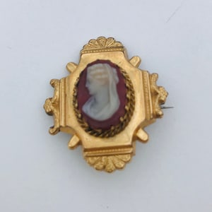 Antique Victorian Cameo