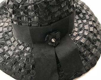Vintage 1960s Grosgrain Ribbon Flower Crystal Bead Accented Hat, Vintage Black Woven Wide Brimmed Straw Hat