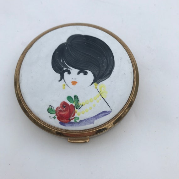 Vintage Compact