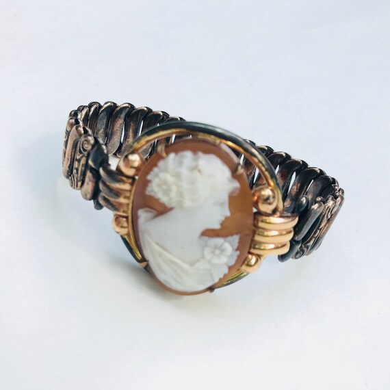 Vintage Shell Cameo Expansion Bracelet