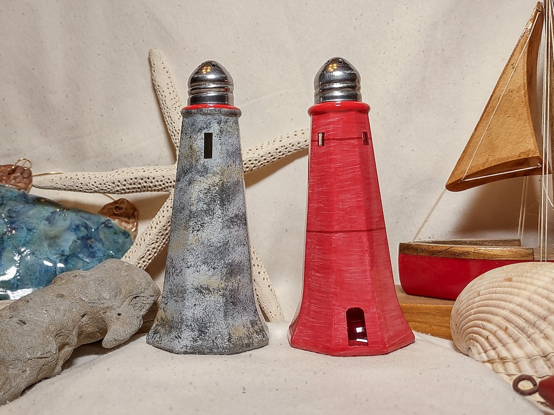 Vermont Lighthouse Salt and Pepper Shakers Windmill Point/isle La Motte