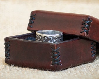 Leather jewelry box, gift box, jewelry case, ring gift box, ear rings leather case, gift for her, handmade leather box, ring jewelry box