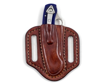Funda de cuero tipo panqueque diseñada para adaptarse a Spyderco Military con clip.
