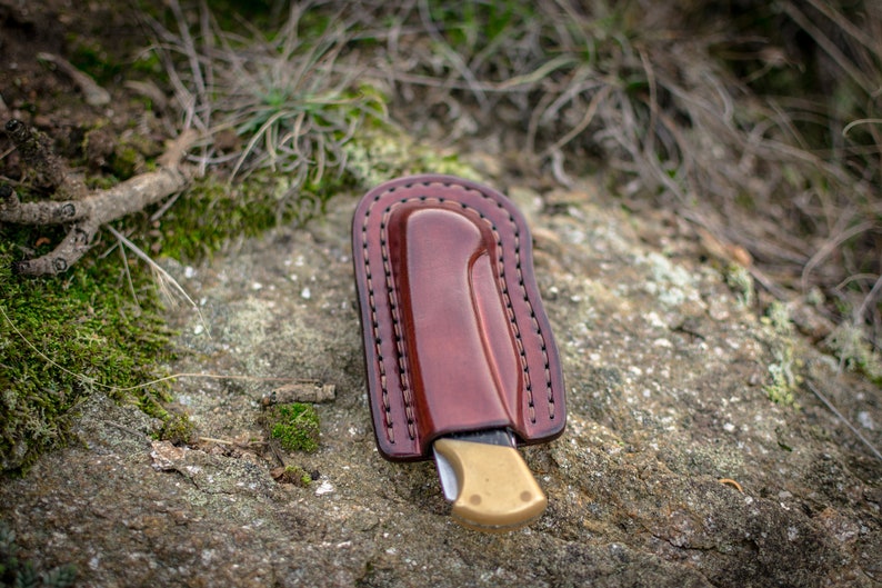 Double stitched horizontal sheath for Buck 112 Ranger, Buck custom leather sheath, pocket knife leather case, EDC knife image 10