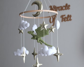 Móvil para bebé Dragón Verde, Decoración de guardería Fantasía Oliva, Regalo colgante Luna Brillante Estrellas