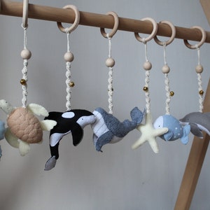 Ocean baby play gym toys, Nautical baby gym toys, Whale nursery accessory, Felt hanging toys whale, turtle, sea horse, starfish