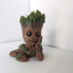 Baby Groot Planter | Flower Pot | guardians of galaxy Fan Art | Succulents | Planter | mini planter | flower pot | desk planter | Gift