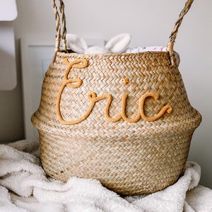 Personalized Belly Basket Personalised Baby Gift Kids Room Decor Custom Seagrass Basket Toy Storage Girls Room Organisation French mustard