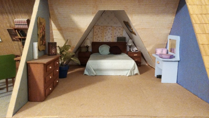 brady bunch doll house