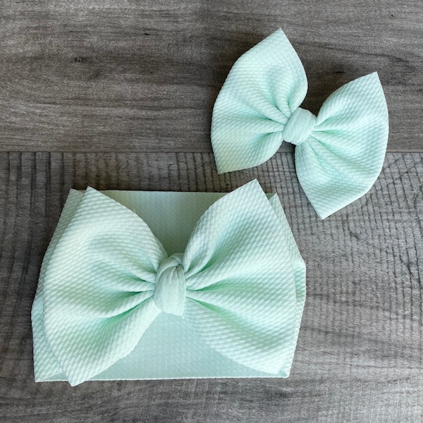 Pastel Mint Headwrap, Pastel Mint Bow on Nylon, Mint Bow on Clip, Baby headband, Big Bow Headwrap, Headband, Big Baby Bow, Big Bow for girls