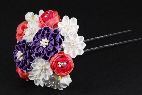 Flowers Of Three Colours Kanzashi Traditional Japanese Hair Etsy