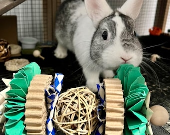 Rabbit Chew Toy: Mini Shredder with Vine Ball & Palm Flowers