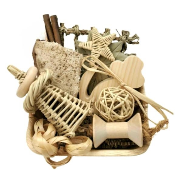 Natural Chews Gift Basket Rat Toys Guinea pig Chinchillas Hamsters  Gerbils Birds
