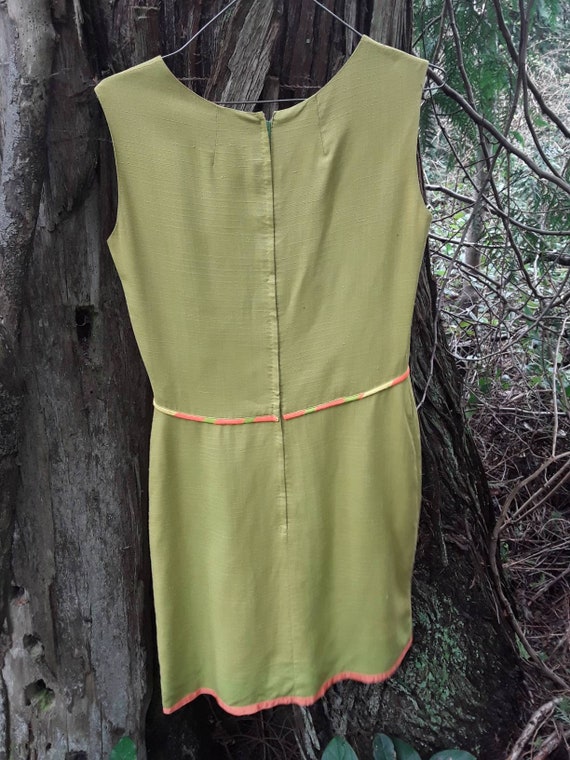 1970s fabulous green linen sleeveless dress. - image 4