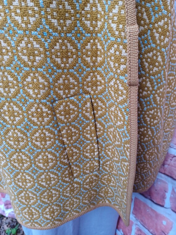 1960's Welsh woolens cape. Gem