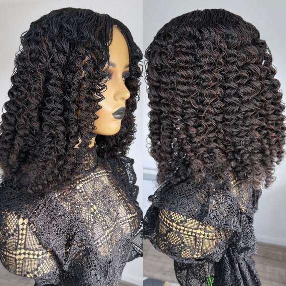 Hair Style Afro with elastics. Coiffure afro avec des élastiques.