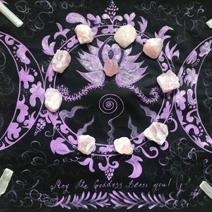 Lilac Moon altar cloth with The Goddess,Triple Moon altar cloth, Goddess altar cloth,Tarot cloth with the Goddess,altar cover Goddess,wicca