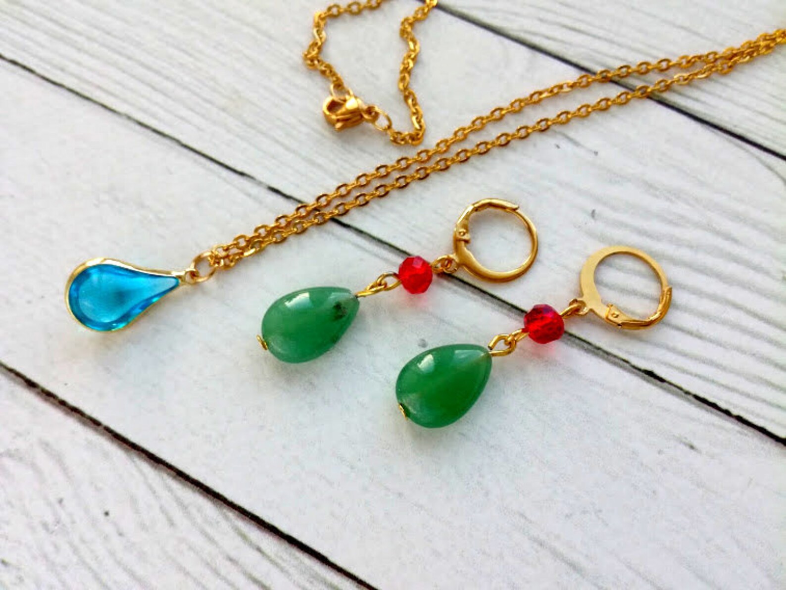 howl's moving castle necklace and earrings