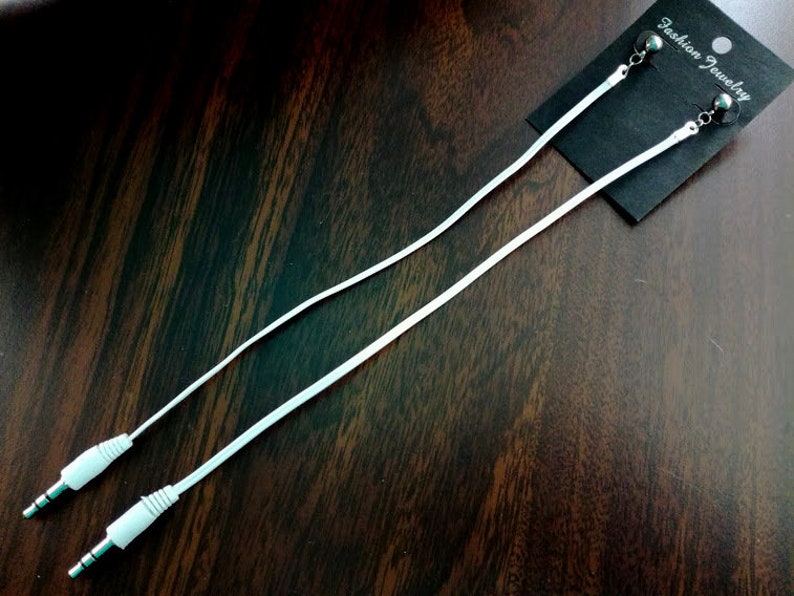 Headphone jack earrings Jiro earphone jack inspired BNHA/MHA Etsy