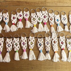 Porte-clés faits main en macramé image 4