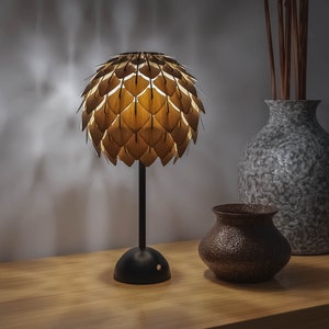 Lámpara de mesa Lámpara de piña portátil y recargable con bombilla colgante y pantalla / Lámpara de mesa de madera / Lámpara de noche / Decorativa
