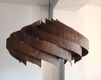 Große Holzdeckenlampe 62 cm von Sonliner / Mid Century-Eintrag / Circus 600 Naturnuss / Große Holzdeckenlampe Handgefertigter Lampenschirm