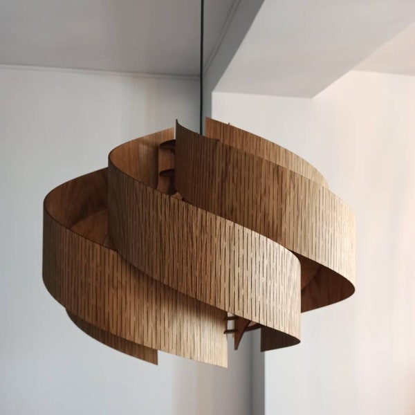 Natuurlijke eikenhouten plafondlamp "The Secret" / handgemaakte houten lamp / grote lampenkap / Scandinavische lamp