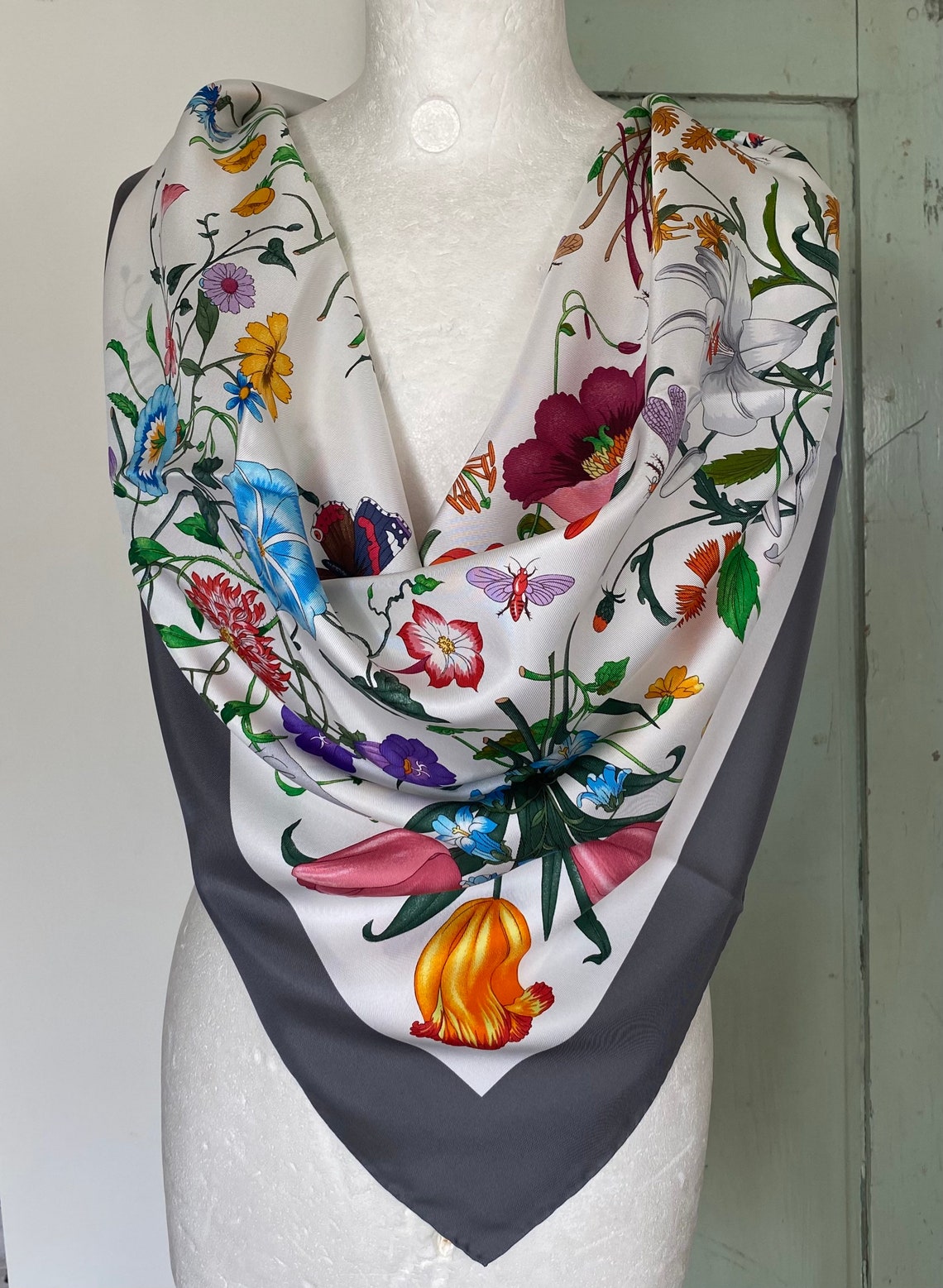 Vintage GUCCI Silk Scarf Gucci Vintage Silk Foulard Gucci Silk Etsy