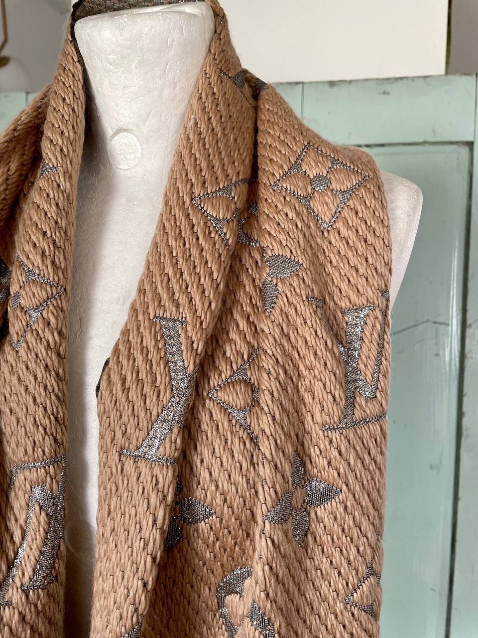 Louis Vuitton LV Essential Shine Scarf Beige Wool